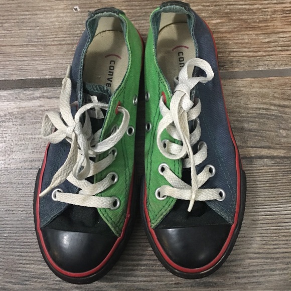 Little boys converse size 12 - Picture 5 of 5